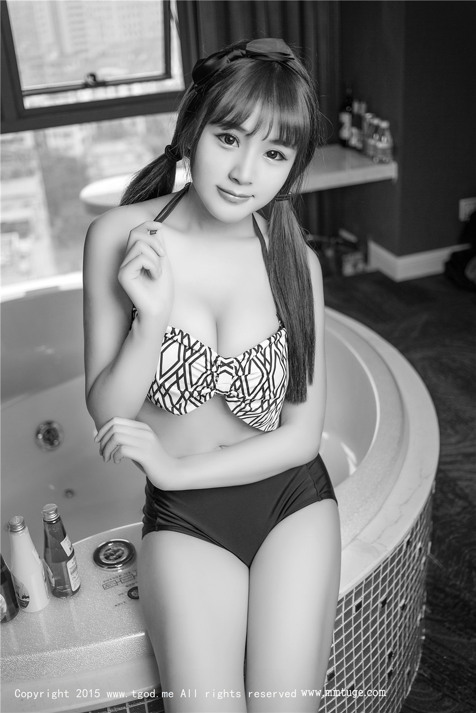 [推美女模特]浴室美女思淇Sukiii第118期